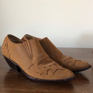 Vintage Nine West Low Cowboy Booties